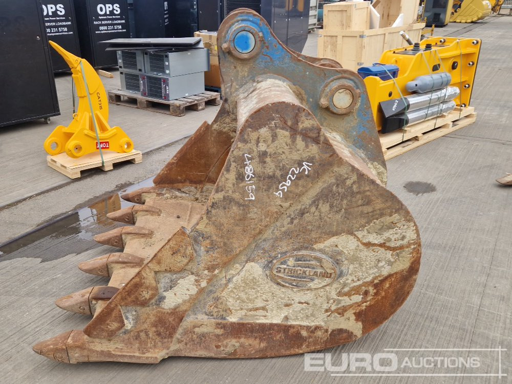 Strickland 60" Digging Bucket 80mm Pin to suit 20 Ton Excavator - Bucket: picture 2 Strickland 60" Digging Bucket 80mm Pin to suit 20 Ton Excavator - Bucket: picture 2