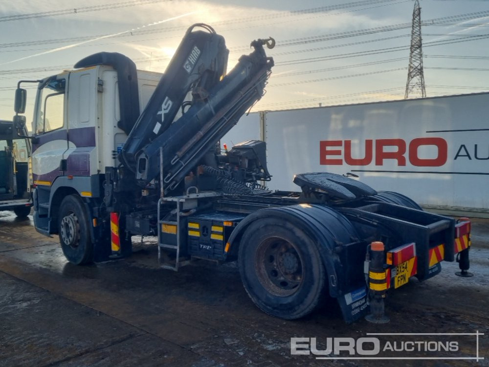 2004 DAF CF85.380 - Tractor unit: picture 3 2004 DAF CF85.380 - Tractor unit: picture 3