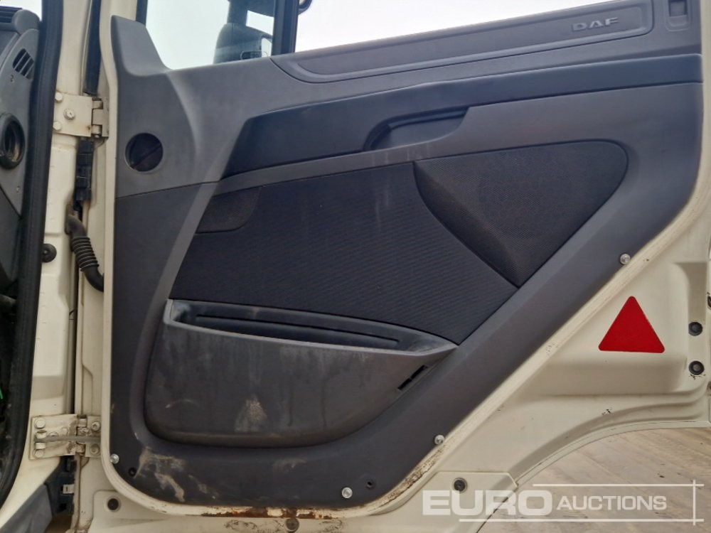 Tractor unit DAF CF 510: picture 30