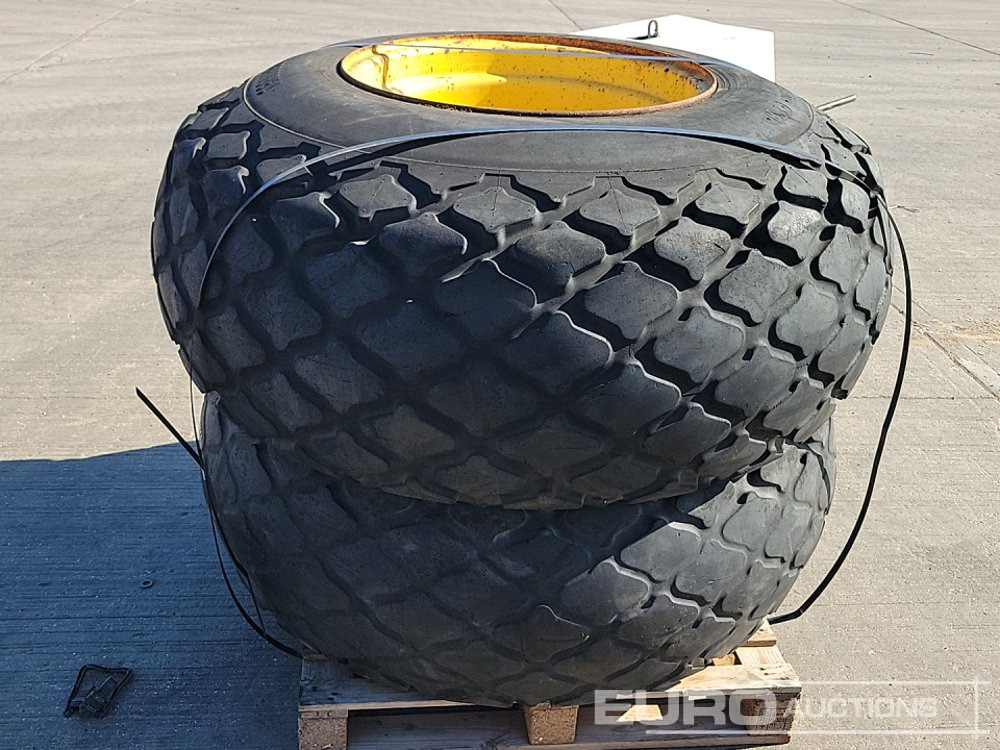 Trelleborg 23.1-26 Tyre & Rim (2 of) - Tire: picture 4 Trelleborg 23.1-26 Tyre & Rim (2 of) - Tire: picture 4