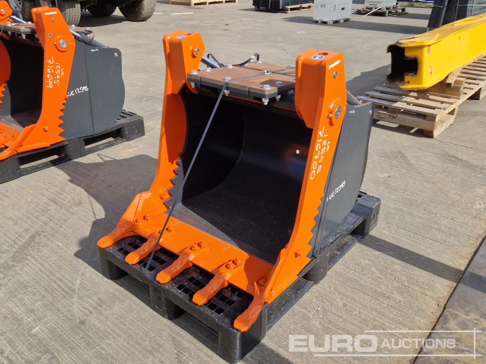Unused 2024 Cangini 32" 4 in 1 Bucket to sut Excavator - Bucket: picture 1 Unused 2024 Cangini 32" 4 in 1 Bucket to sut Excavator - Bucket: picture 1