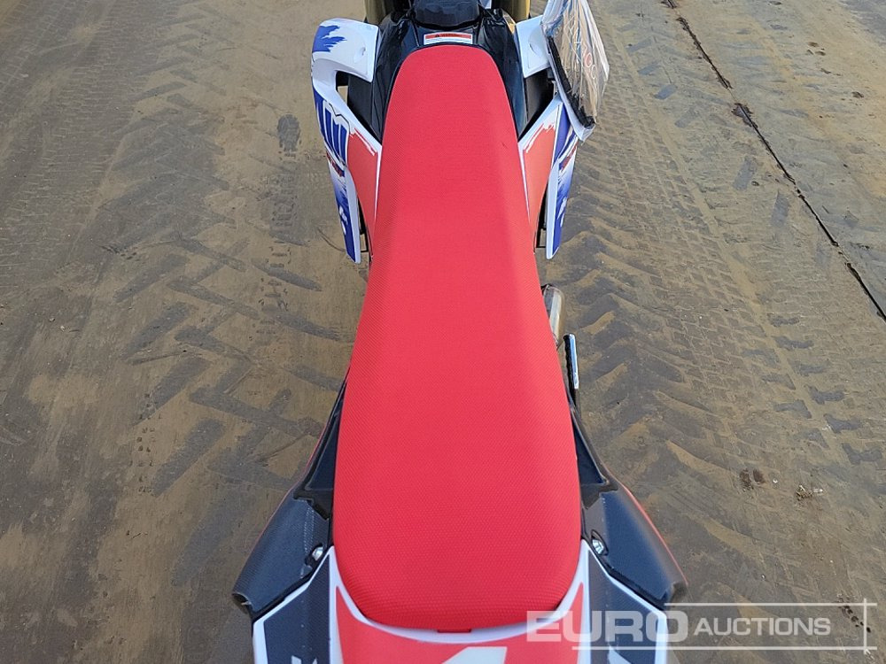 Motorcycle Unused 2025 Apollo Storm 300cc Motorcross Bike, 21" Front, 18" Rear Tyres, Electric Start, Air Cooled, Hydraulic Suspension, Disc Brakes, Lighting Kit (UNASSEMBLED): picture 29 Motorcycle Unused 2025 Apollo Storm 300cc Motorcross Bike, 21" Front, 18" Rear Tyres, Electric Start, Air Cooled, Hydraulic Suspension, Disc Brakes, Lighting Kit (UNASSEMBLED): picture 29