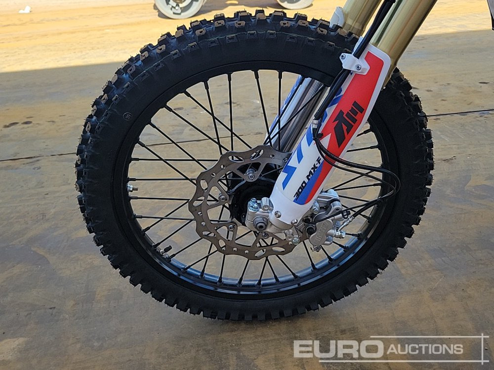 Motorcycle Unused 2025 Apollo Storm 300cc Motorcross Bike, 21" Front, 18" Rear Tyres, Electric Start, Air Cooled, Hydraulic Suspension, Disc Brakes, Lighting Kit (UNASSEMBLED): picture 10 Motorcycle Unused 2025 Apollo Storm 300cc Motorcross Bike, 21" Front, 18" Rear Tyres, Electric Start, Air Cooled, Hydraulic Suspension, Disc Brakes, Lighting Kit (UNASSEMBLED): picture 10