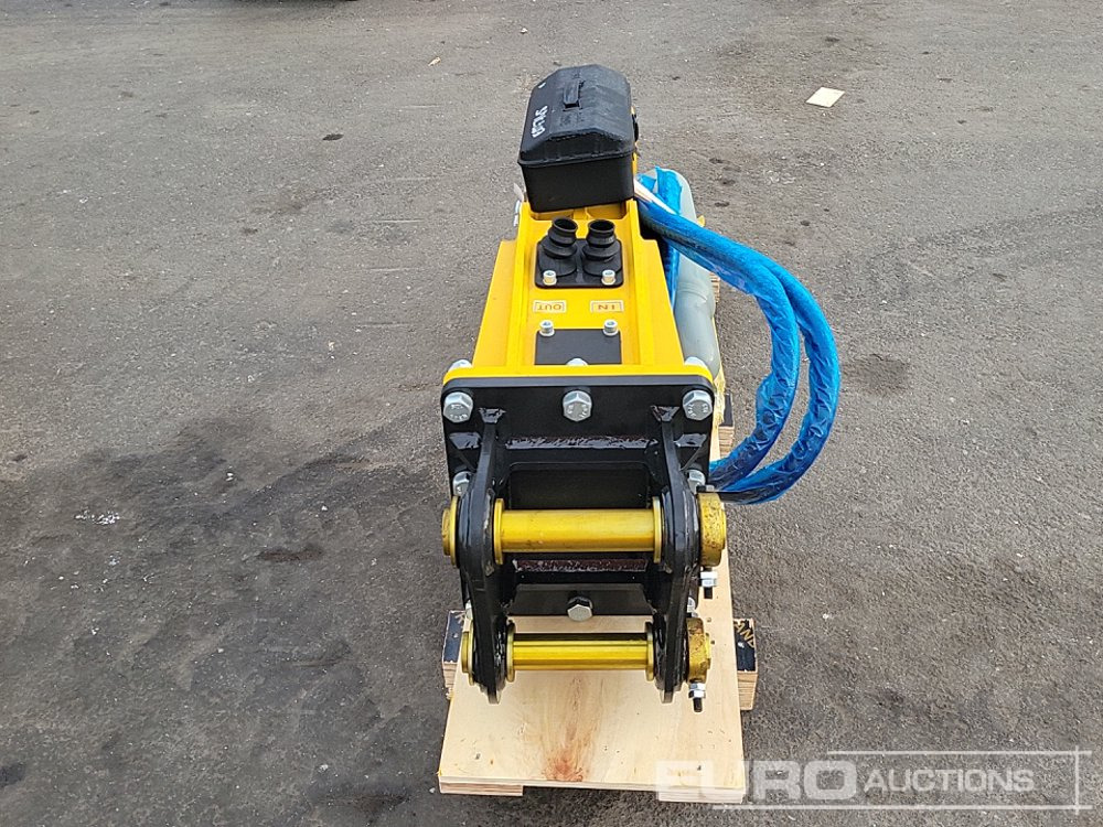 Unused 2025 NB NB30 - Hydraulic hammer: picture 4 Unused 2025 NB NB30 - Hydraulic hammer: picture 4