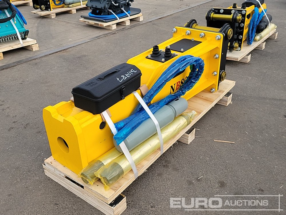 Unused 2025 NB NB800 - Hydraulic hammer: picture 1 Unused 2025 NB NB800 - Hydraulic hammer: picture 1