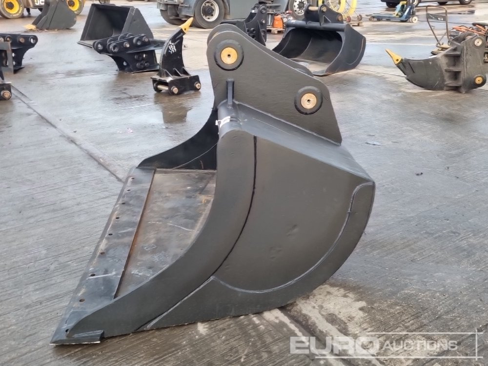 Unused 78" Scandinavian Bucket 80mm Pin to suit 20 Ton Excavator - Bucket: picture 2 Unused 78" Scandinavian Bucket 80mm Pin to suit 20 Ton Excavator - Bucket: picture 2