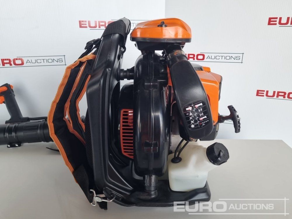Unused Boss EB800 Petrol Backpack Leaf Blower/Vacuum - Workshop equipment: picture 5 Unused Boss EB800 Petrol Backpack Leaf Blower/Vacuum - Workshop equipment: picture 5