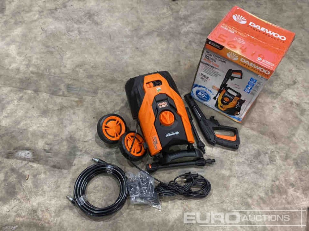 Unused Daewoo DAX100-1200W 230 Volt Pressure Washer (2 of) - Pressure washer: picture 1 Unused Daewoo DAX100-1200W 230 Volt Pressure Washer (2 of) - Pressure washer: picture 1