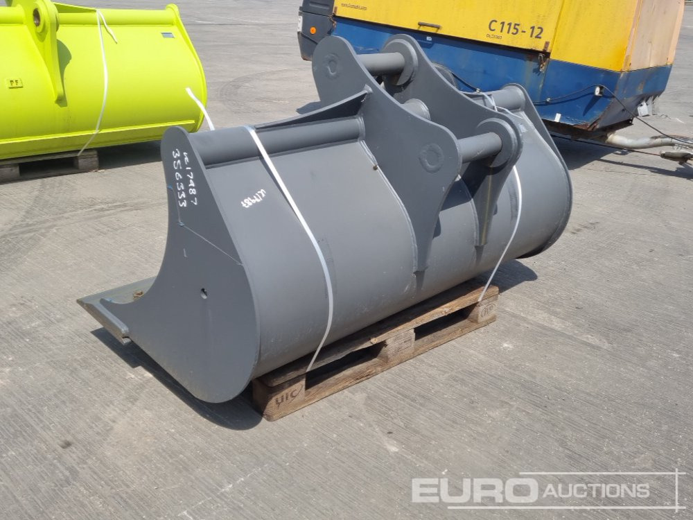 Unused Miller 72" Ditching Bucket 80mm Pin to suit 20 Ton Excavator - Bucket: picture 3 Unused Miller 72" Ditching Bucket 80mm Pin to suit 20 Ton Excavator - Bucket: picture 3