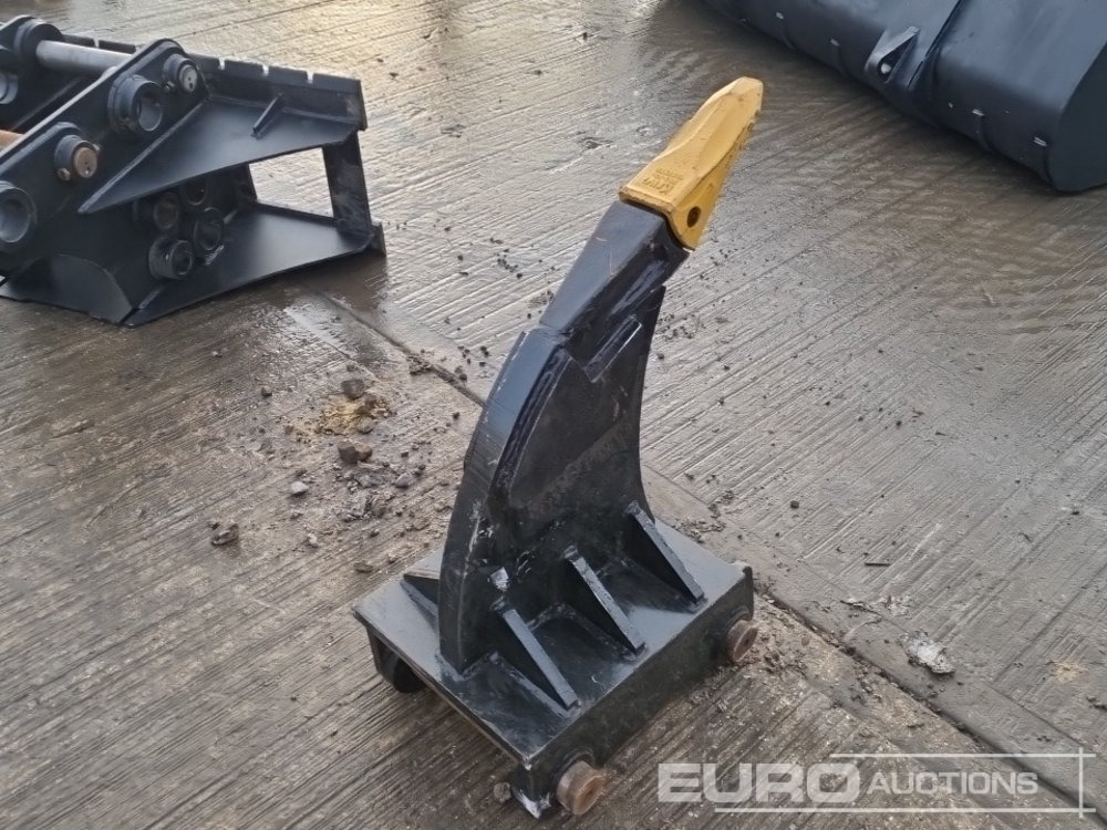 Unused Ripper 65mm Pin to suit 13 Ton Excavator - Bucket: picture 5 Unused Ripper 65mm Pin to suit 13 Ton Excavator - Bucket: picture 5