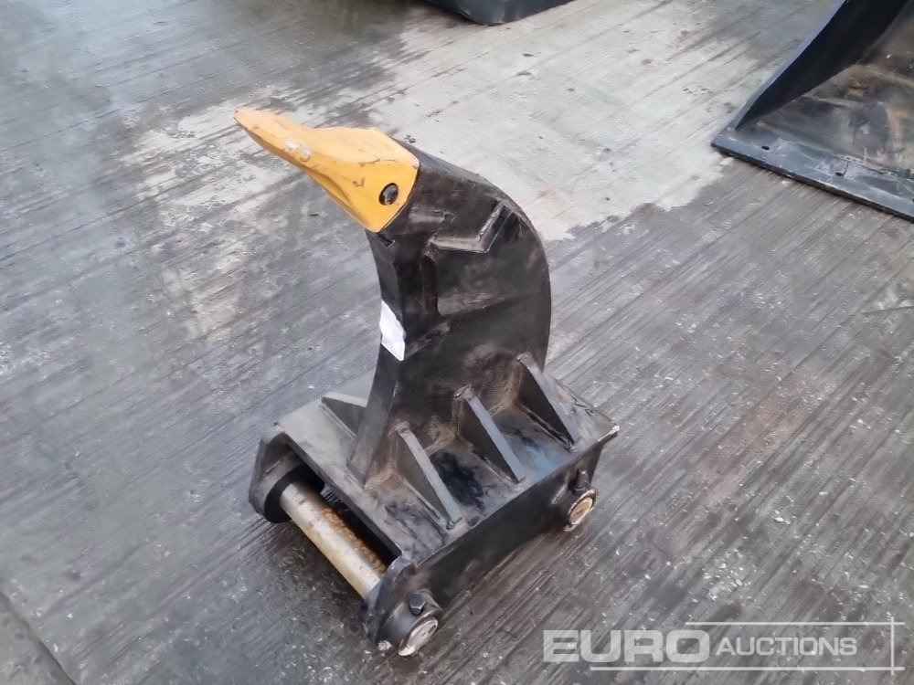 Unused Ripper 65mm Pin to suit 13 Ton Excavator - Bucket: picture 1 Unused Ripper 65mm Pin to suit 13 Ton Excavator - Bucket: picture 1