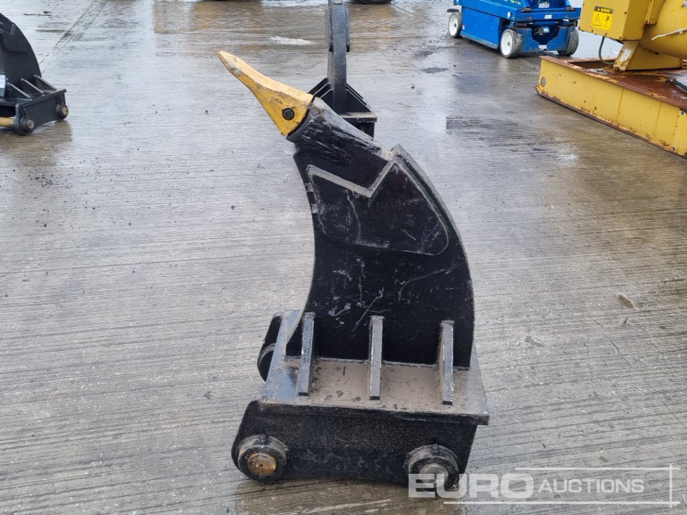 Unused Ripper 80mm Pin to suit 20 Ton Excavator - Bucket: picture 2 Unused Ripper 80mm Pin to suit 20 Ton Excavator - Bucket: picture 2