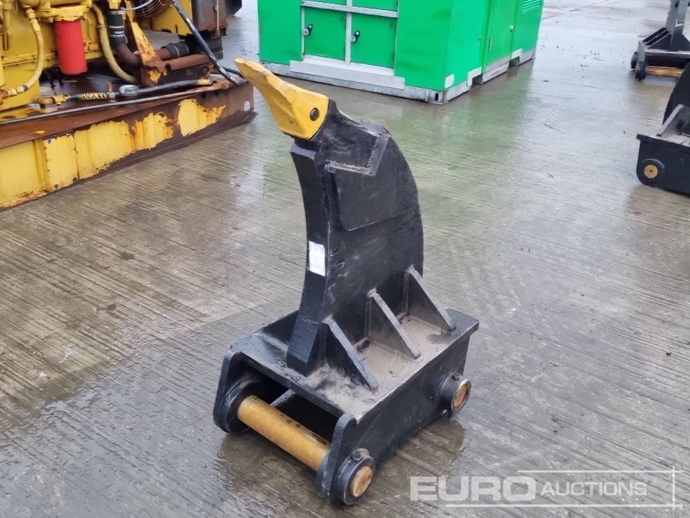 Unused Ripper 80mm Pin to suit 20 Ton Excavator - Bucket: picture 1 Unused Ripper 80mm Pin to suit 20 Ton Excavator - Bucket: picture 1