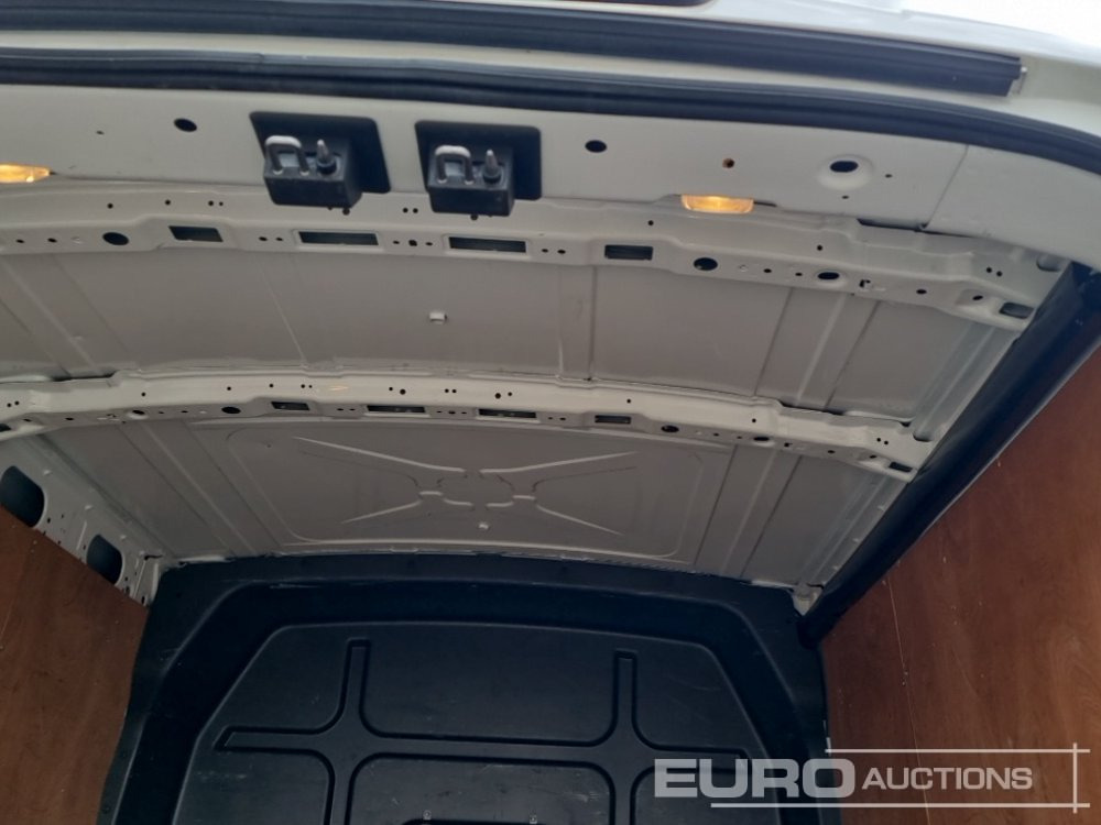 Van 2020 Ford Transit: picture 20
