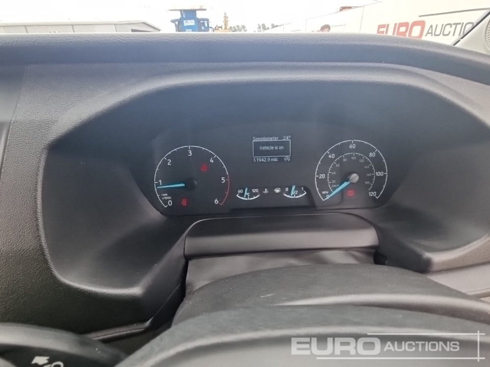 Van 2020 Ford Transit: picture 34