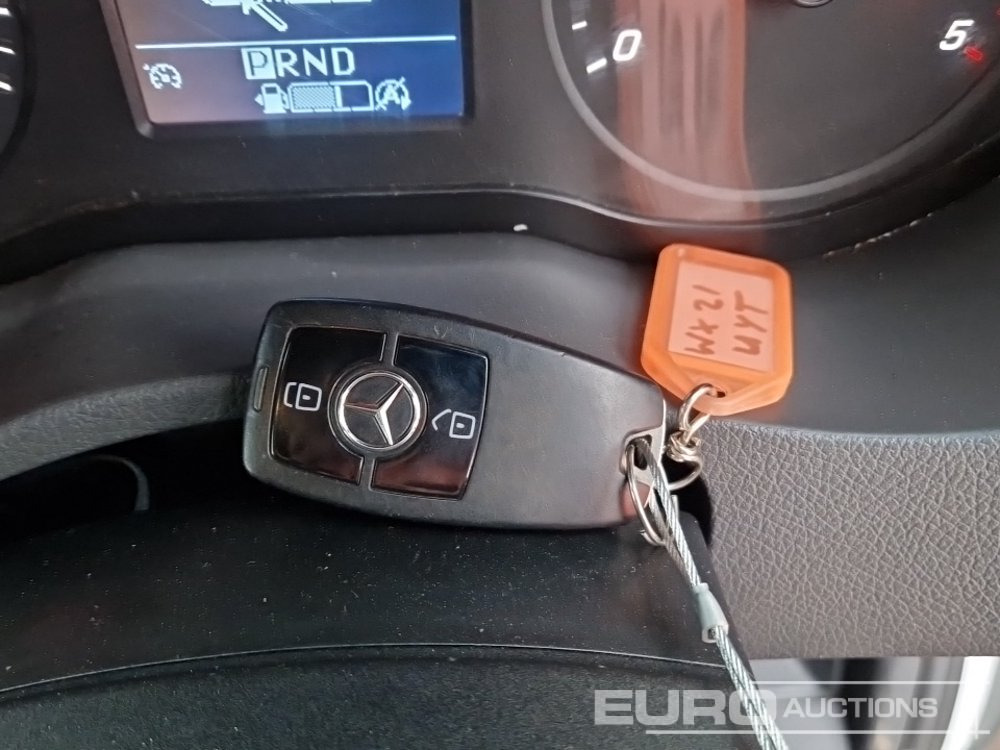 Van 2021 Mercedes Sprinter: picture 32