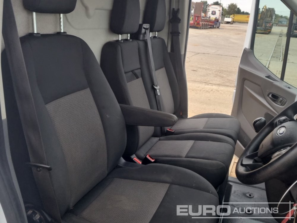 Van 2022 Ford Transit 350: picture 25