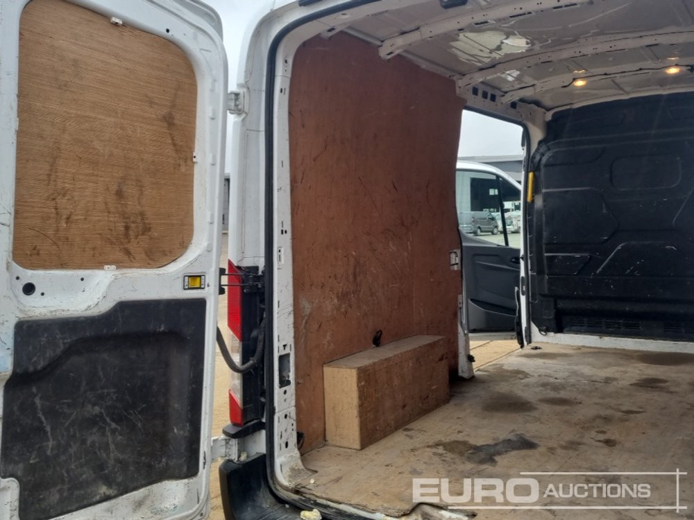 Van 2022 Ford Transit 350: picture 23