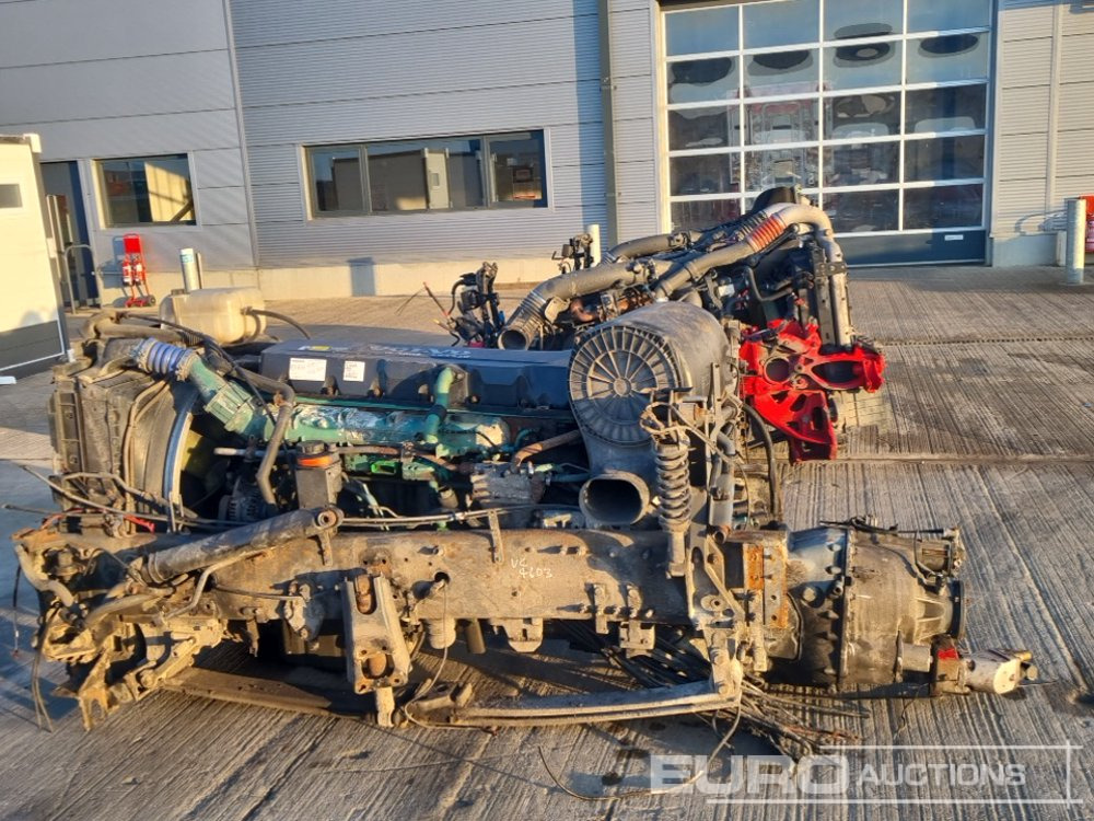 Volvo 6 Cylinder Powerpack - Engine: picture 2 Volvo 6 Cylinder Powerpack - Engine: picture 2