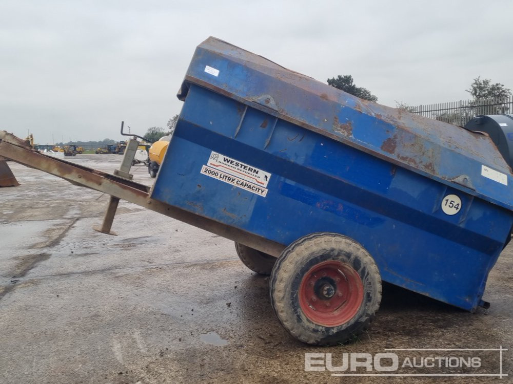 Western 2000 Litre Single Axle Bunded Fuel Bowser, Manul Pump - Storage tank: picture 5 Western 2000 Litre Single Axle Bunded Fuel Bowser, Manul Pump - Storage tank: picture 5