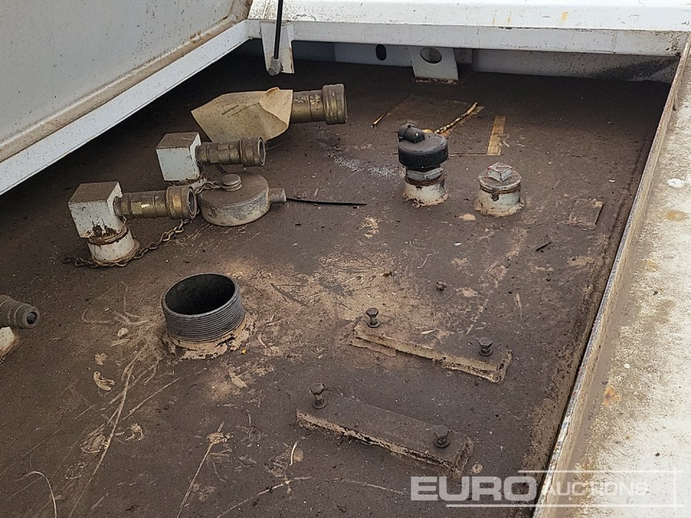 Storage tank Western 3000 Litre Static Bunded Fuel Bowser: picture 12
