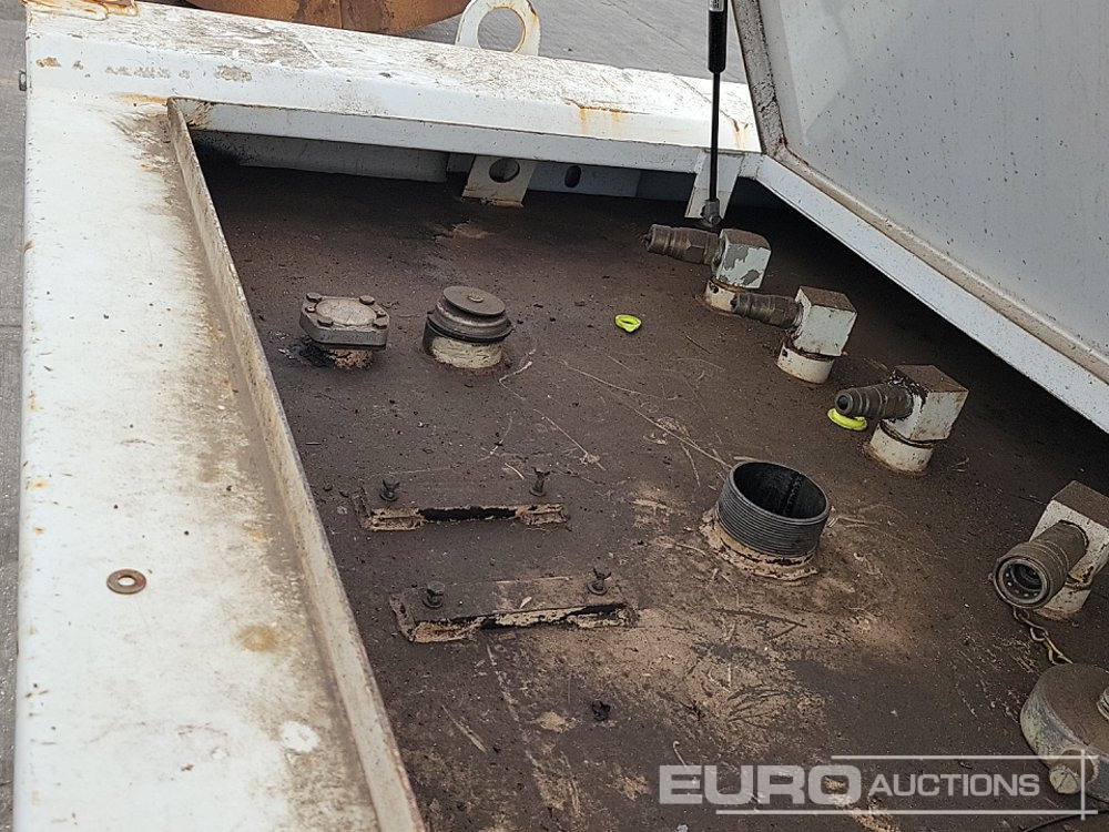 Storage tank Western 3000 Litre Static Bunded Fuel Bowser: picture 13