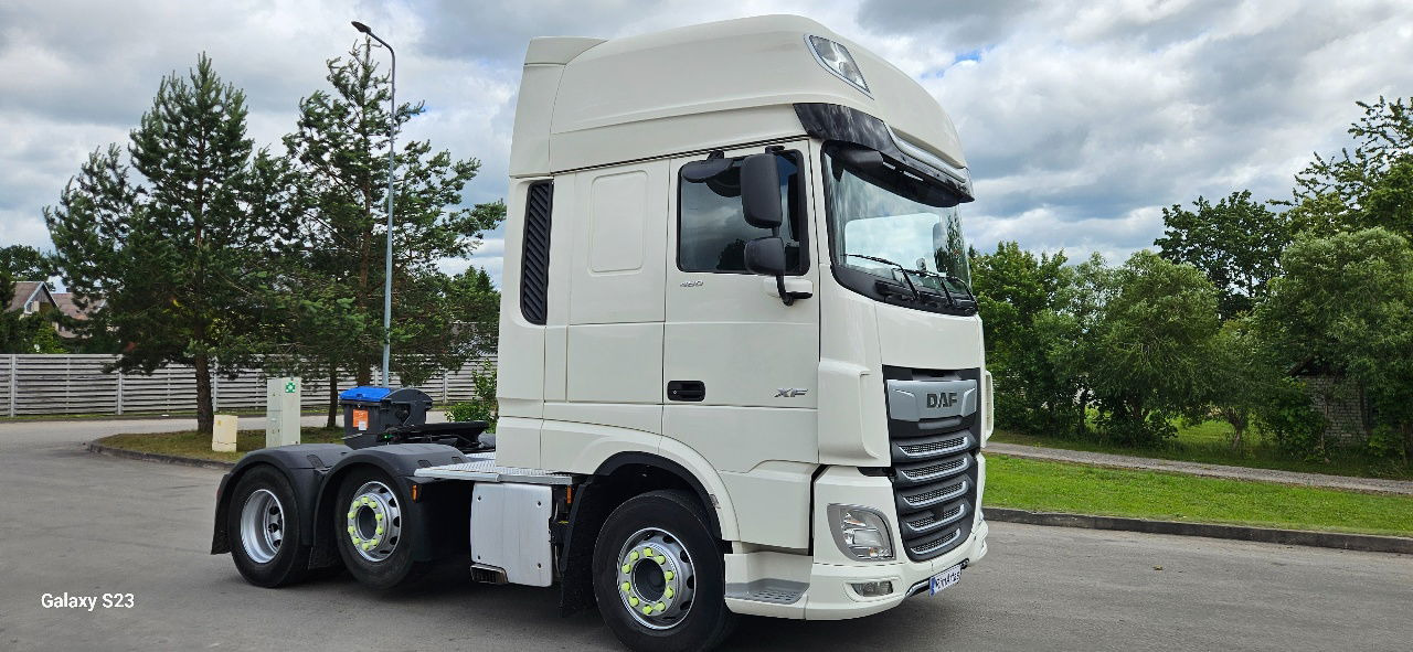 Tractor unit DAF XF 106.480 Superspace: picture 7
