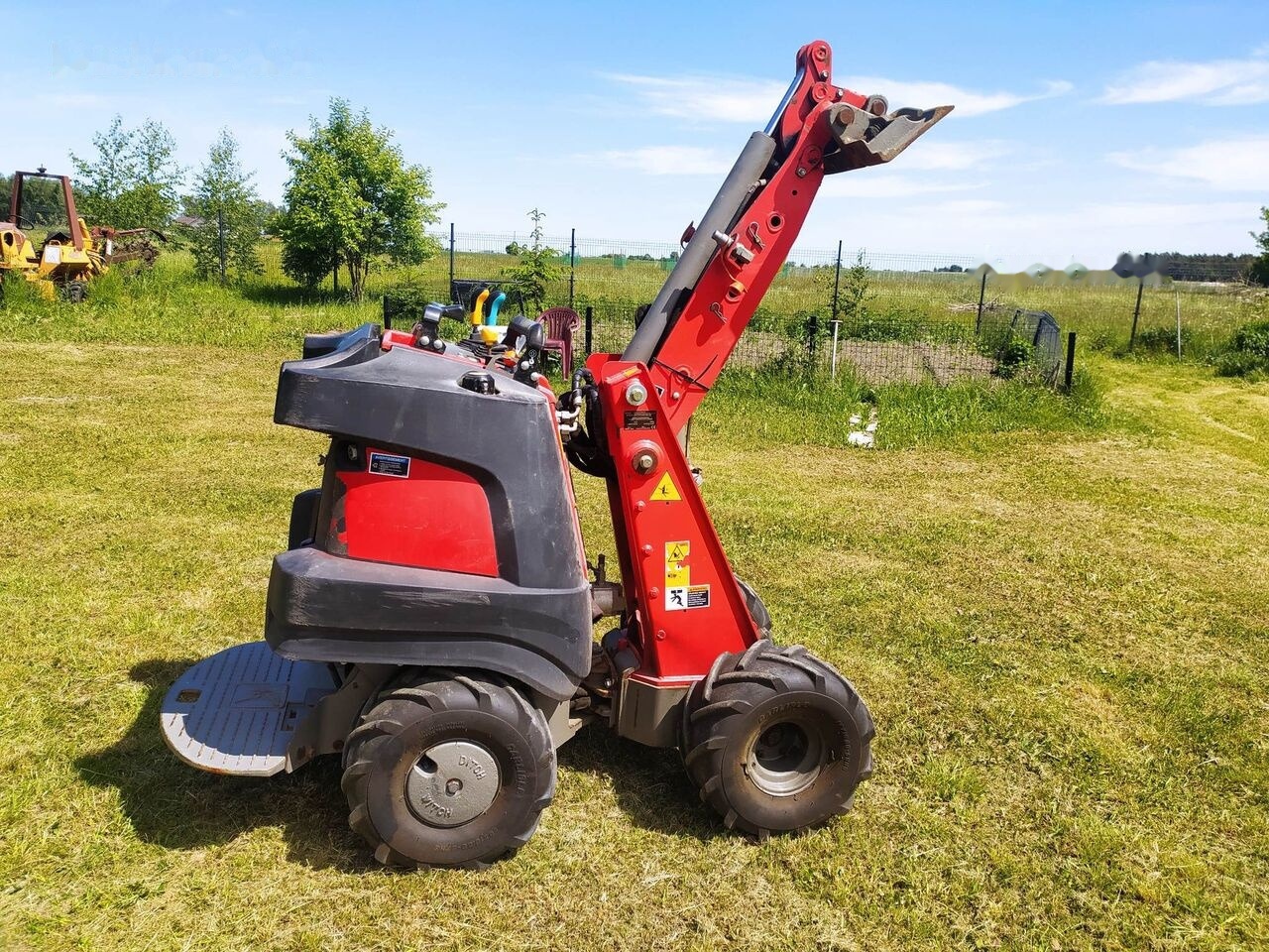 Trencher Ditch-Witch Zahn R300: picture 9 Trencher Ditch-Witch Zahn R300: picture 9