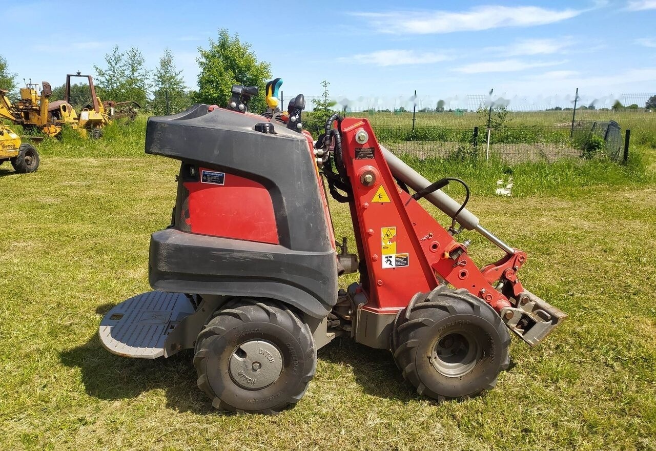 Trencher Ditch-Witch Zahn R300: picture 13 Trencher Ditch-Witch Zahn R300: picture 13