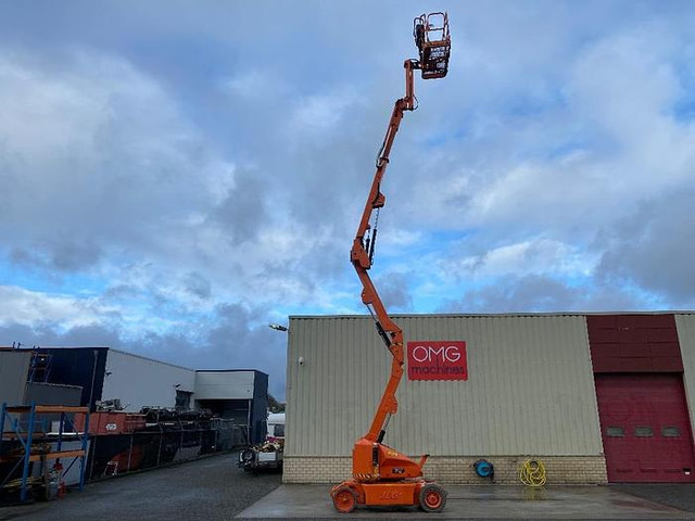Aerial platform JLG E400 AJPN: picture 8