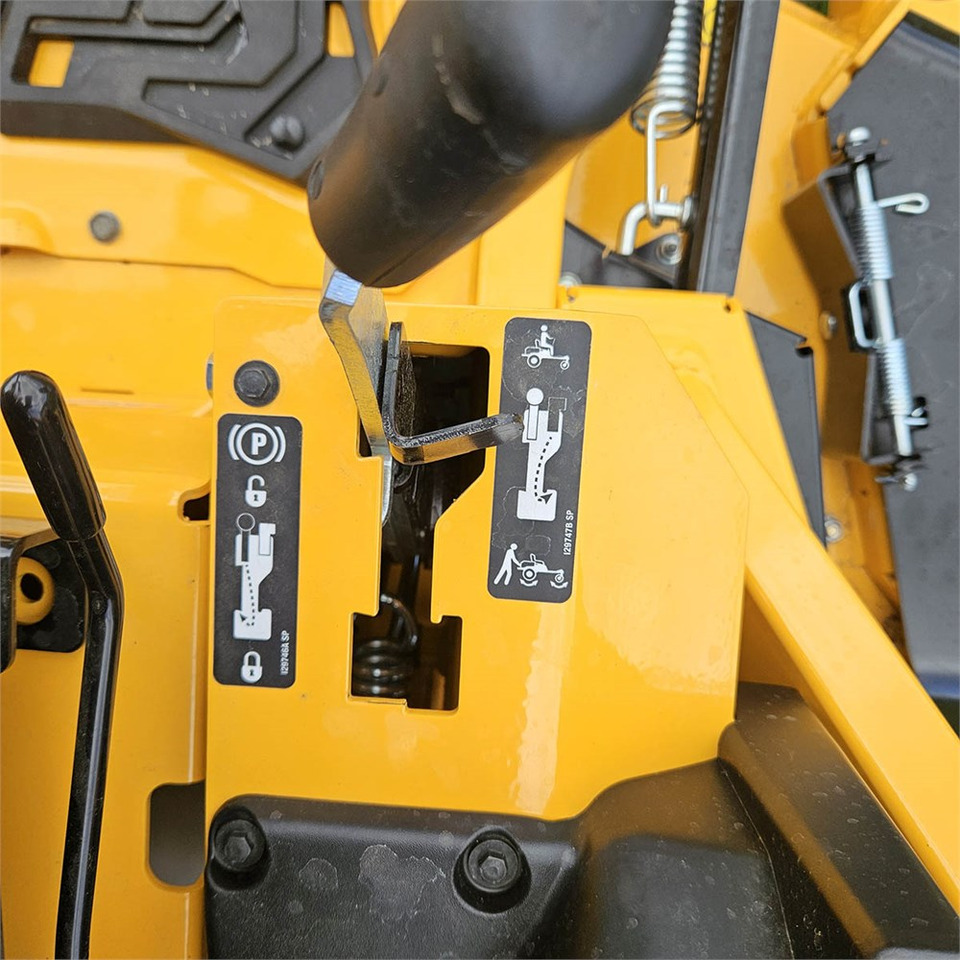 Garden mower ABC Cub Cadet XZ8 Zero Turn: picture 9