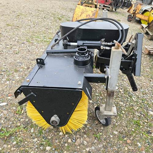 ABC Unknown - Broom: picture 1 ABC Unknown - Broom: picture 1