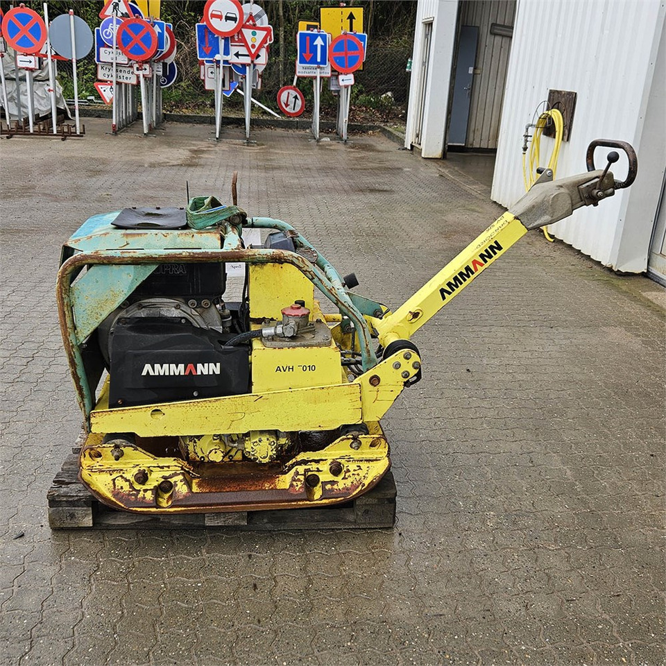 Ammann AVH 7010 - Vibratory plate: picture 2 Ammann AVH 7010 - Vibratory plate: picture 2