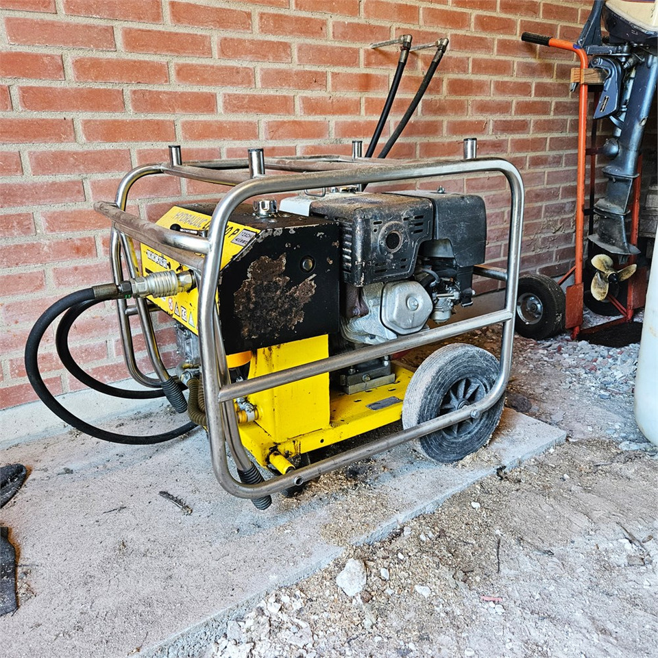 Atlas Copco LP 13-30 P - Construction equipment: picture 2 Atlas Copco LP 13-30 P - Construction equipment: picture 2