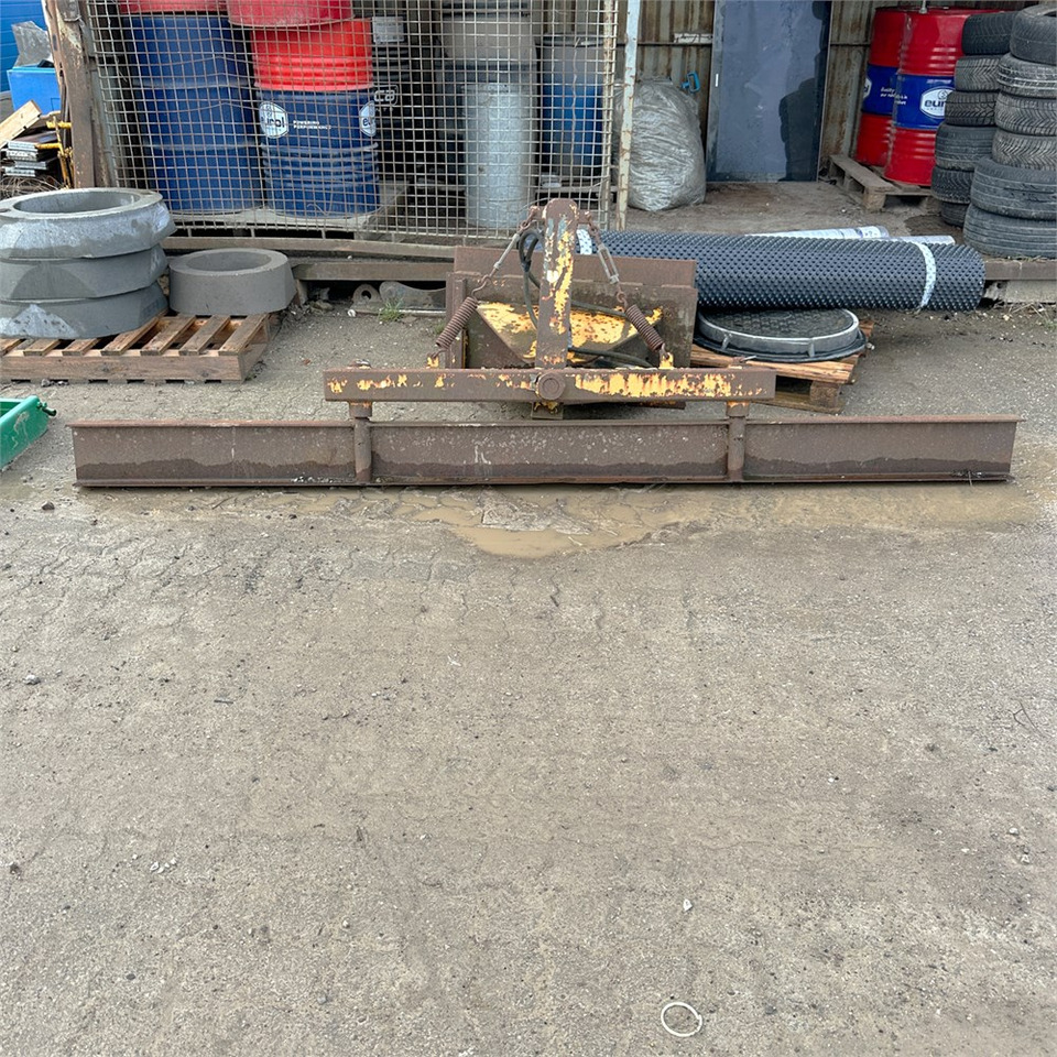 ABC Afretter / vibrator - Attachment for Construction machinery: picture 2 ABC Afretter / vibrator - Attachment for Construction machinery: picture 2