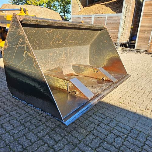 Alö 230 - Attachment for Telescopic handler: picture 3 Alö 230 - Attachment for Telescopic handler: picture 3