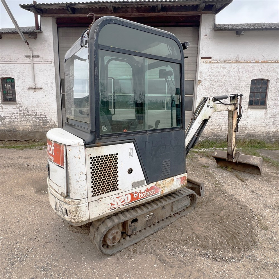 Mini excavator Bobcat 320: picture 8 Mini excavator Bobcat 320: picture 8