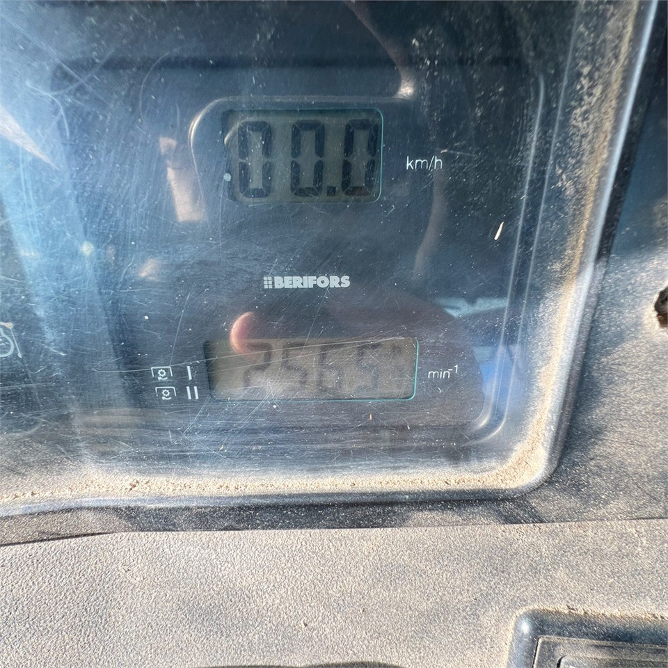 Farm tractor Case CS120: picture 19 Farm tractor Case CS120: picture 19