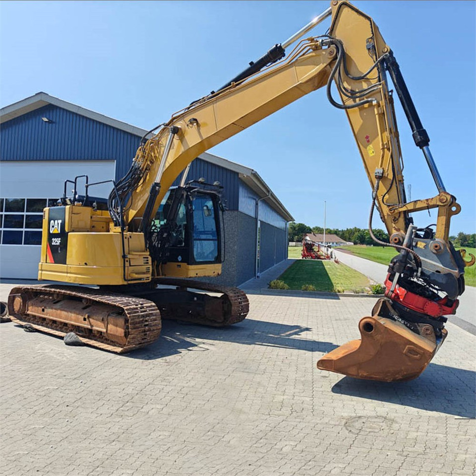 Caterpillar 325 FLCR - Crawler excavator: picture 3 Caterpillar 325 FLCR - Crawler excavator: picture 3