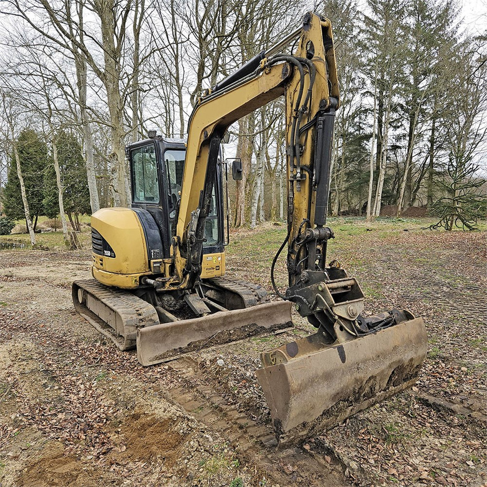 Mini excavator Caterpillar Cat 305D CR: picture 8