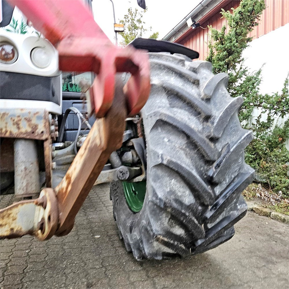 Farm tractor Claas Ares 697: picture 45 Farm tractor Claas Ares 697: picture 45