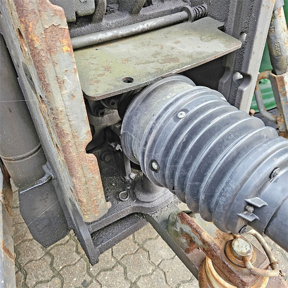 Farm tractor Claas Ares 697: picture 40 Farm tractor Claas Ares 697: picture 40