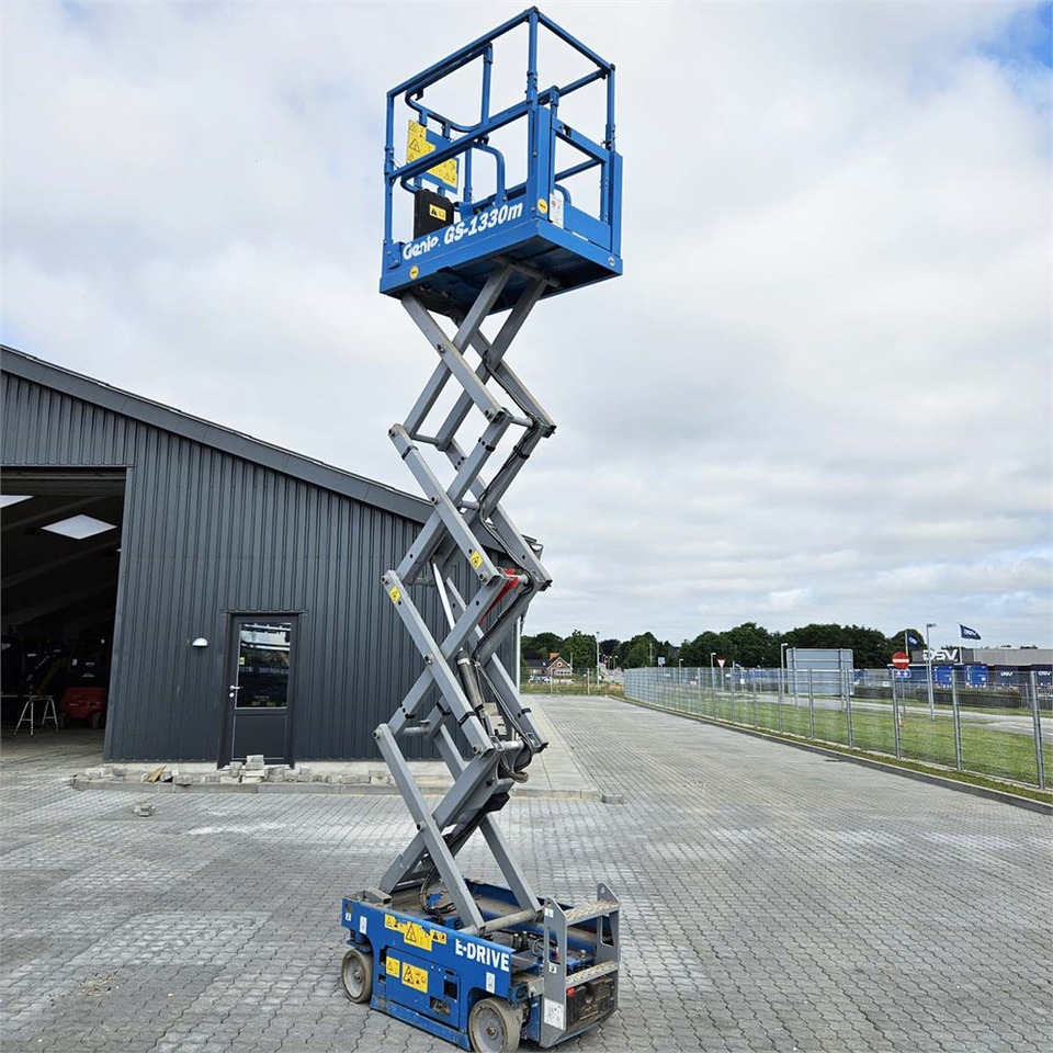 Genie GS-1930 - Scissor lift: picture 3 Genie GS-1930 - Scissor lift: picture 3
