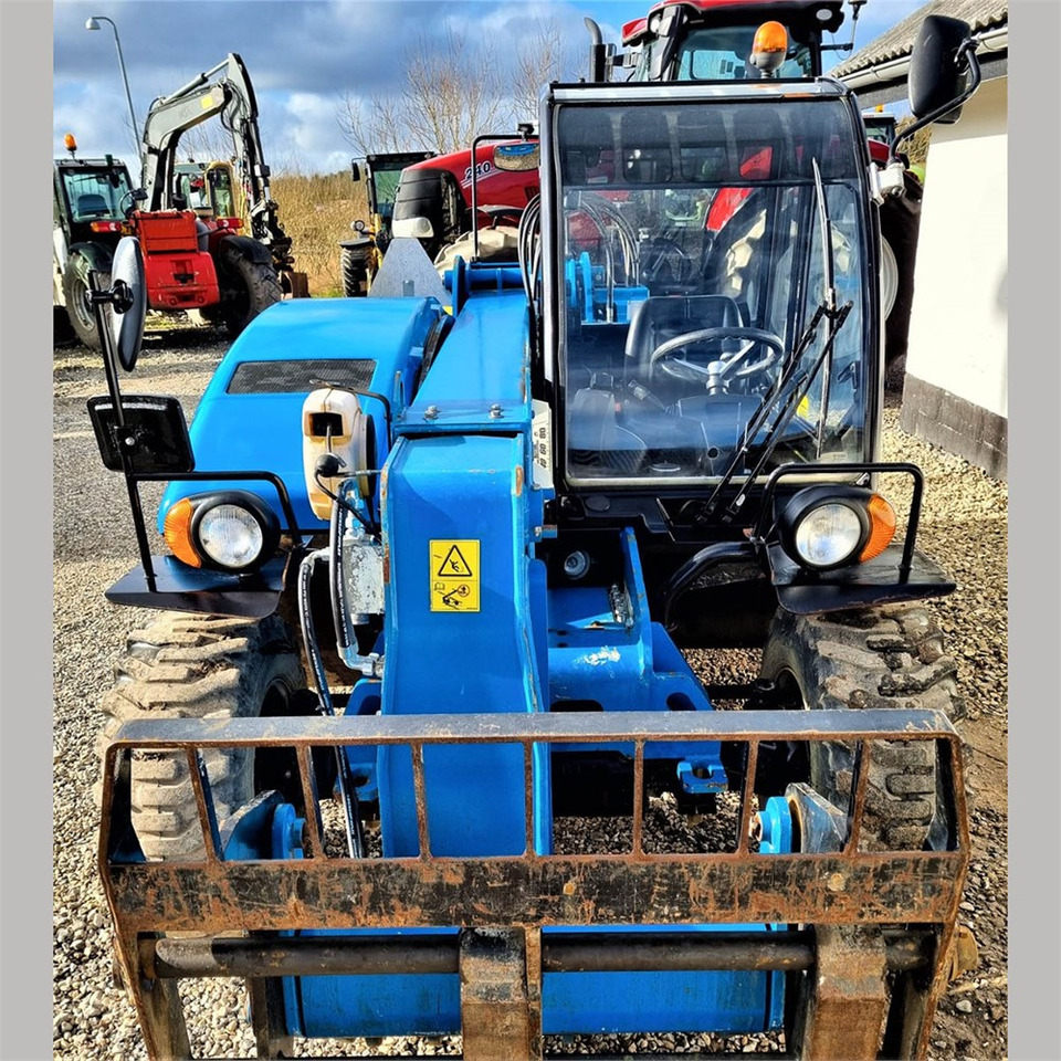 Genie GTH-2506 - Telescopic handler: picture 4 Genie GTH-2506 - Telescopic handler: picture 4