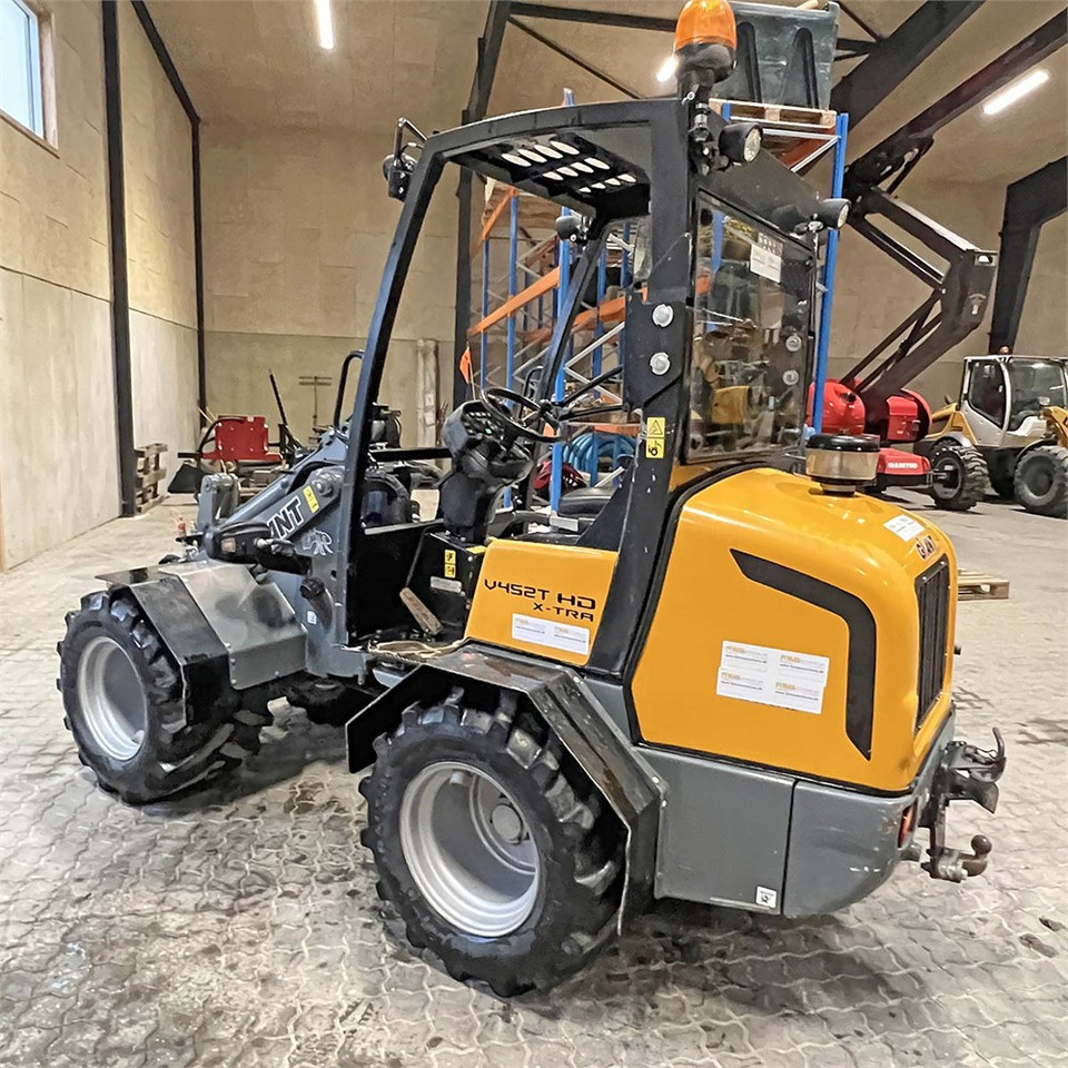 Giant V452T X-Tra HD - Wheel loader: picture 1 Giant V452T X-Tra HD - Wheel loader: picture 1