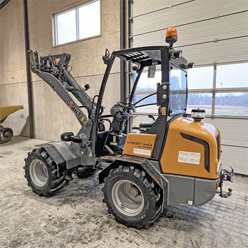 Giant V452T X-Tra HD - Wheel loader: picture 3 Giant V452T X-Tra HD - Wheel loader: picture 3