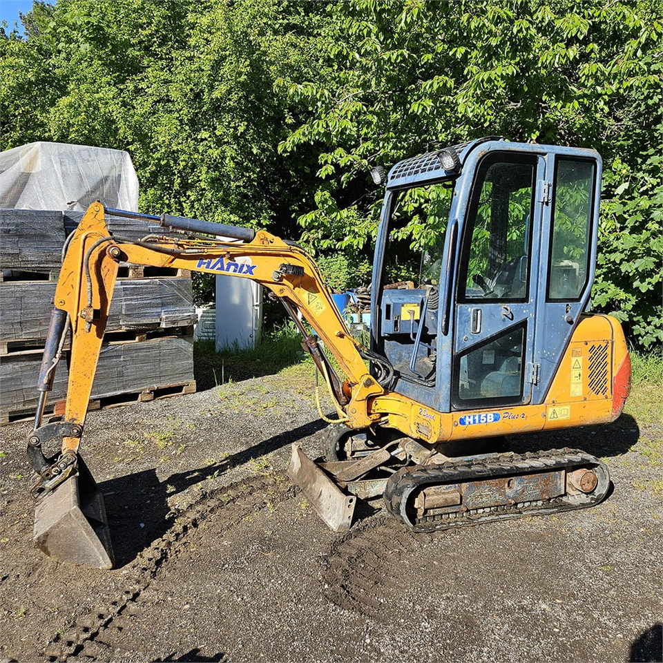 Hanix HB15 B PLUS-2 - Mini excavator: picture 1 Hanix HB15 B PLUS-2 - Mini excavator: picture 1