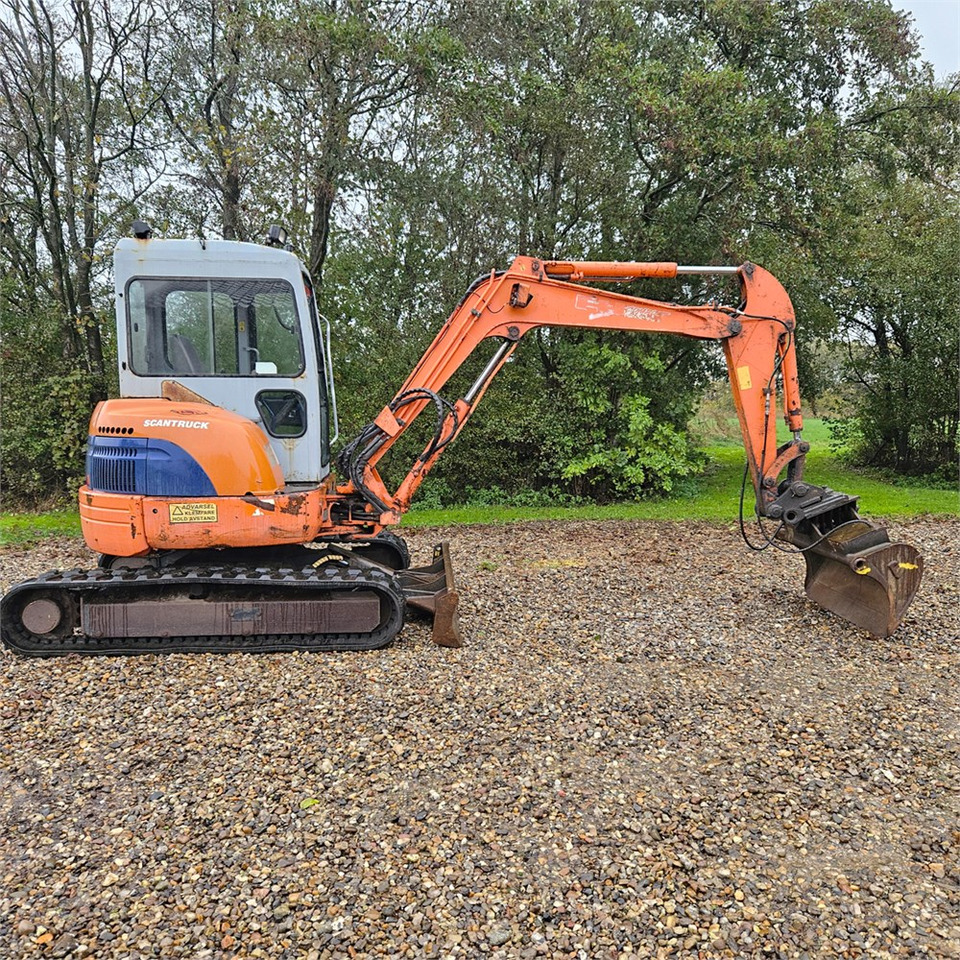 Hitachi FH50 U - Mini excavator: picture 1 Hitachi FH50 U - Mini excavator: picture 1