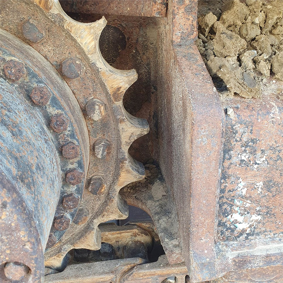 Crawler excavator Hitachi Hitachi ZX250 LC-5B: picture 36