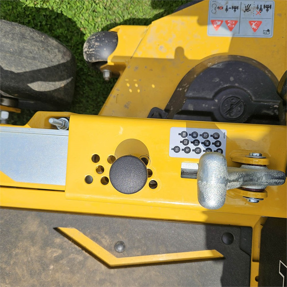 Garden mower Hustler Fasttrack 54": picture 10